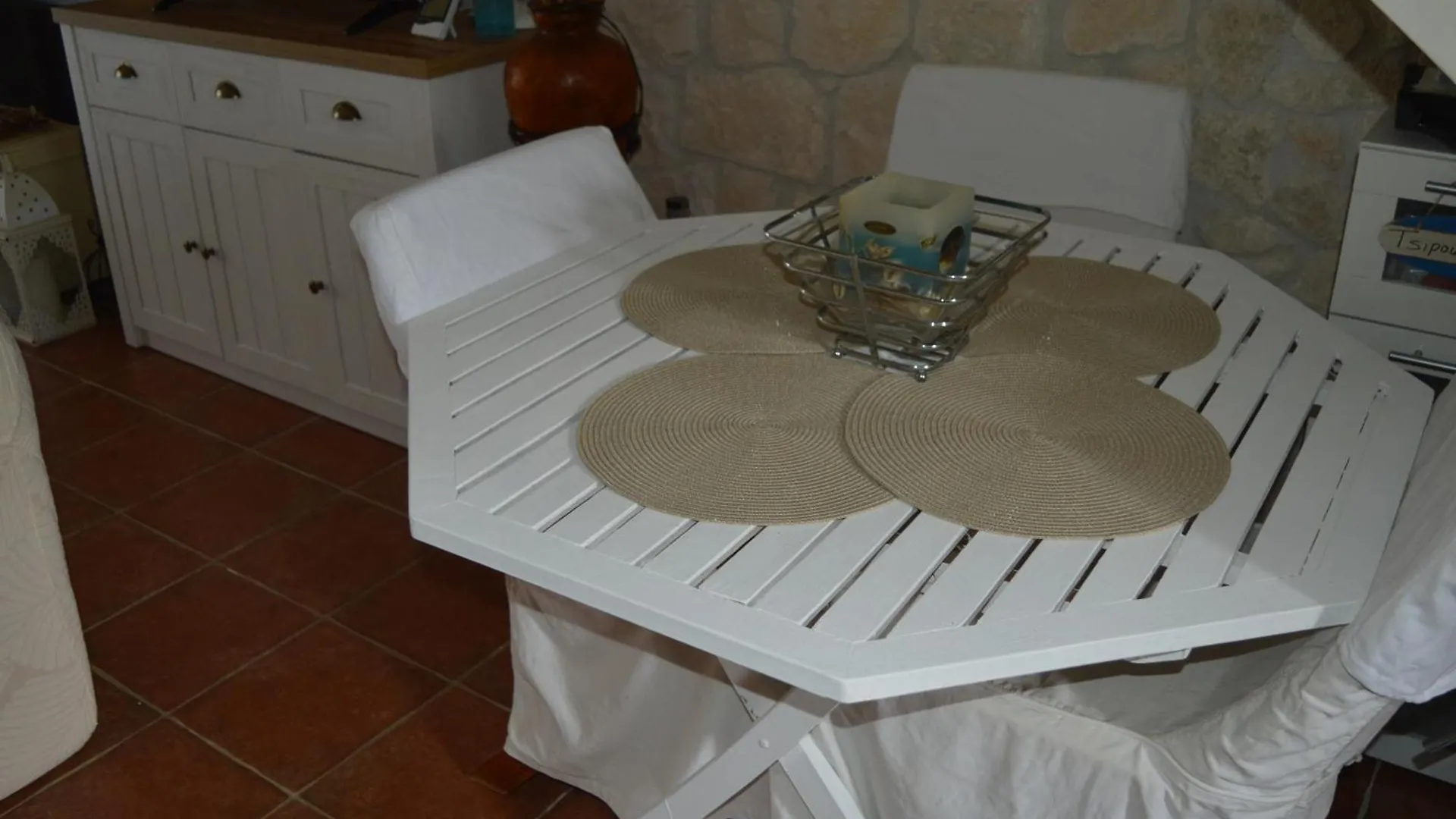 Stone Villa Al 아피토스